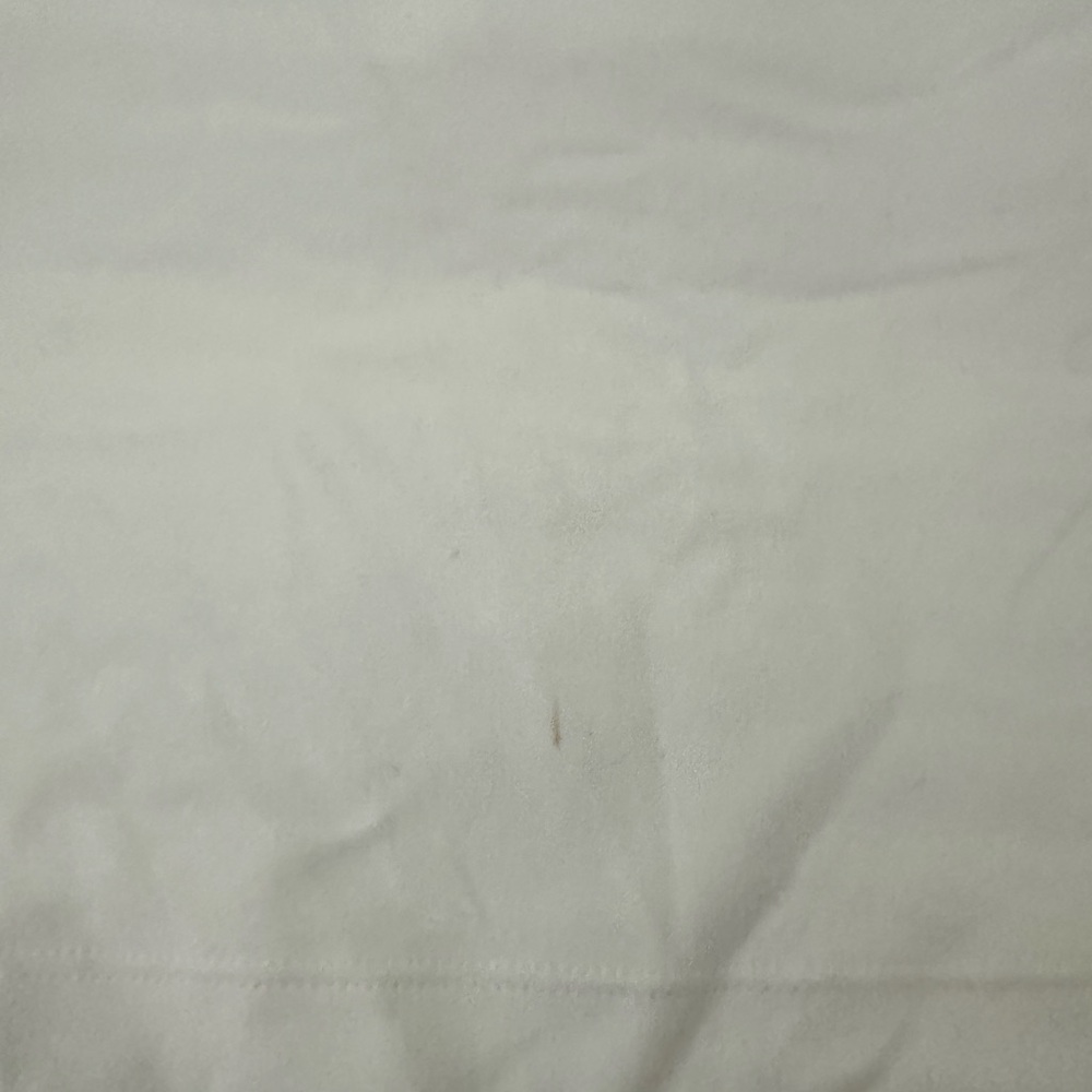 Lululemon White crop top/ sports bra - Picture 3 of 3